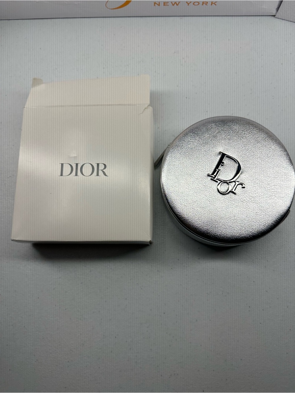 Dior Beauty Metallic Silver Round Jewelry m/ cosmetic Case 4”